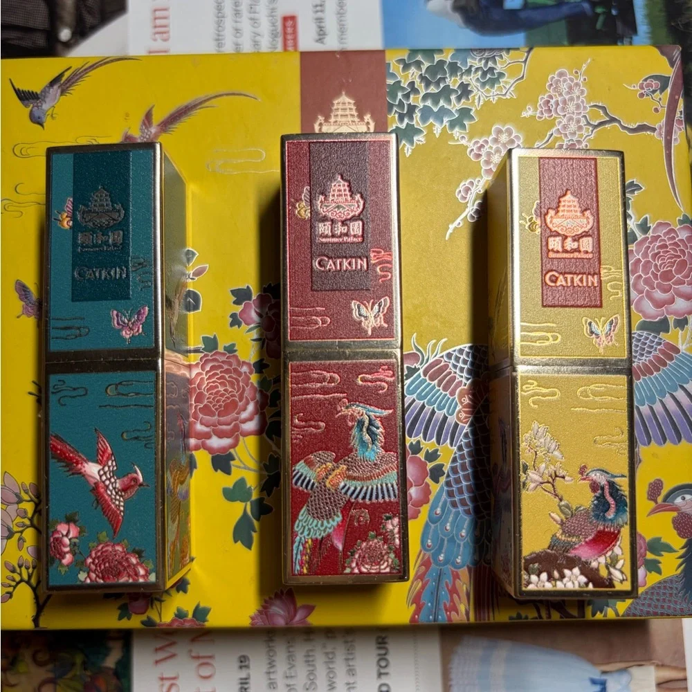 Oriental Beauty Lipstick Trio - Red and Gold